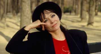 Danish actress Anna Karina in the Luxembourg Gardens. (Photo by Jean Marie Leroy/Sygma/