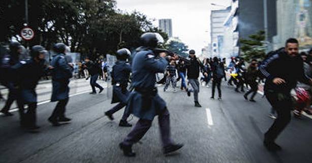 Violência policial no Brasil: herança da ditadura ou escolha da democracia?