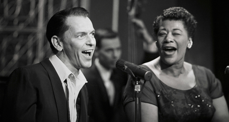 Frank Sinatra e Ella Fitzgerald no The Frank Sinatra Show (Foto: Reprodução)