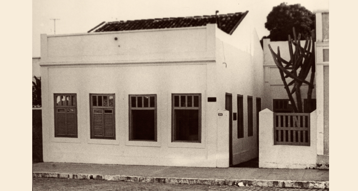 Casa onde nasceu Graciliano, em Quebrangulo, Alagoas, 1892 (Fundo Graciliano Ramos do Arquivo IEB/USP / GR-F11-040)