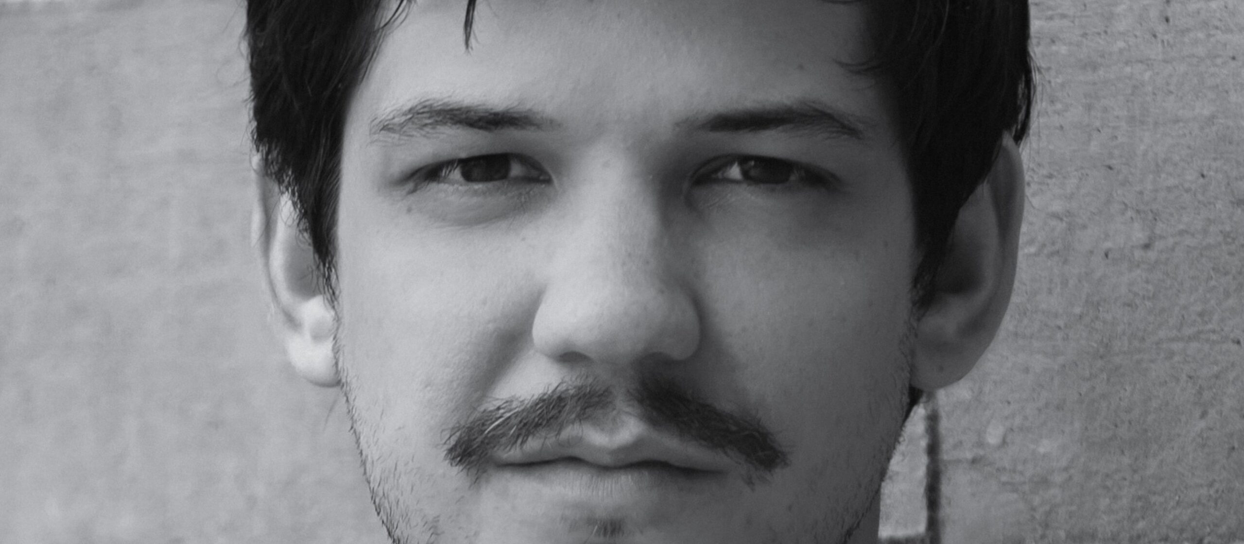 André Santa Rosa: Poesia entre passado e presente